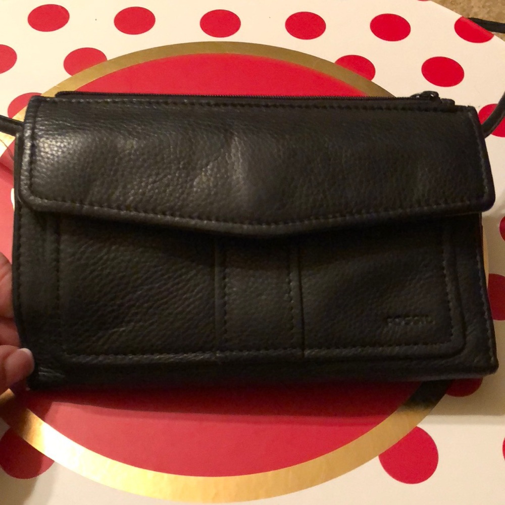 Fossil wallet with shoulder strap